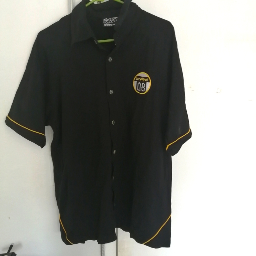Vintage Lee Pipes Men's Polo